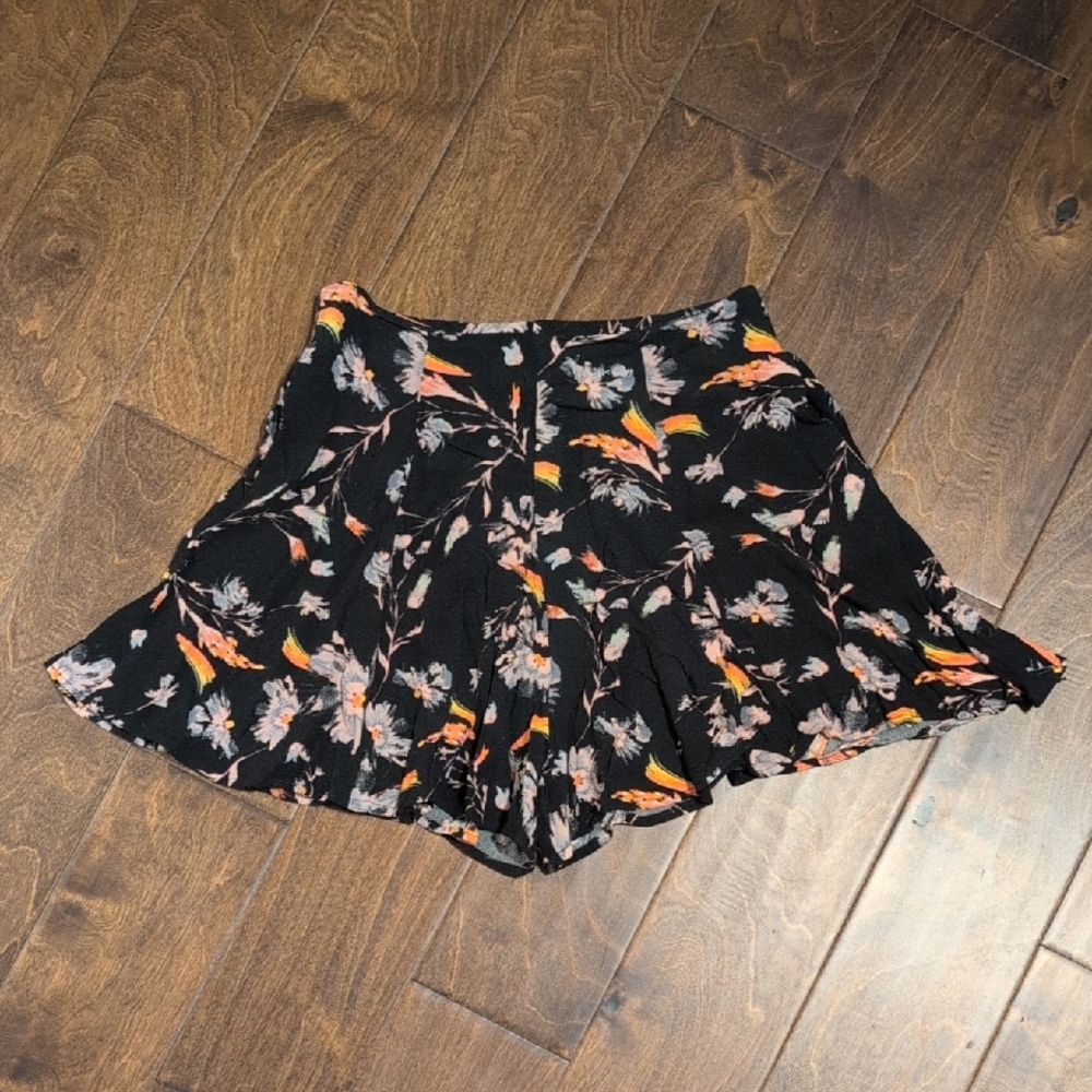 Xhilaration Black and Orange Floral Shorts